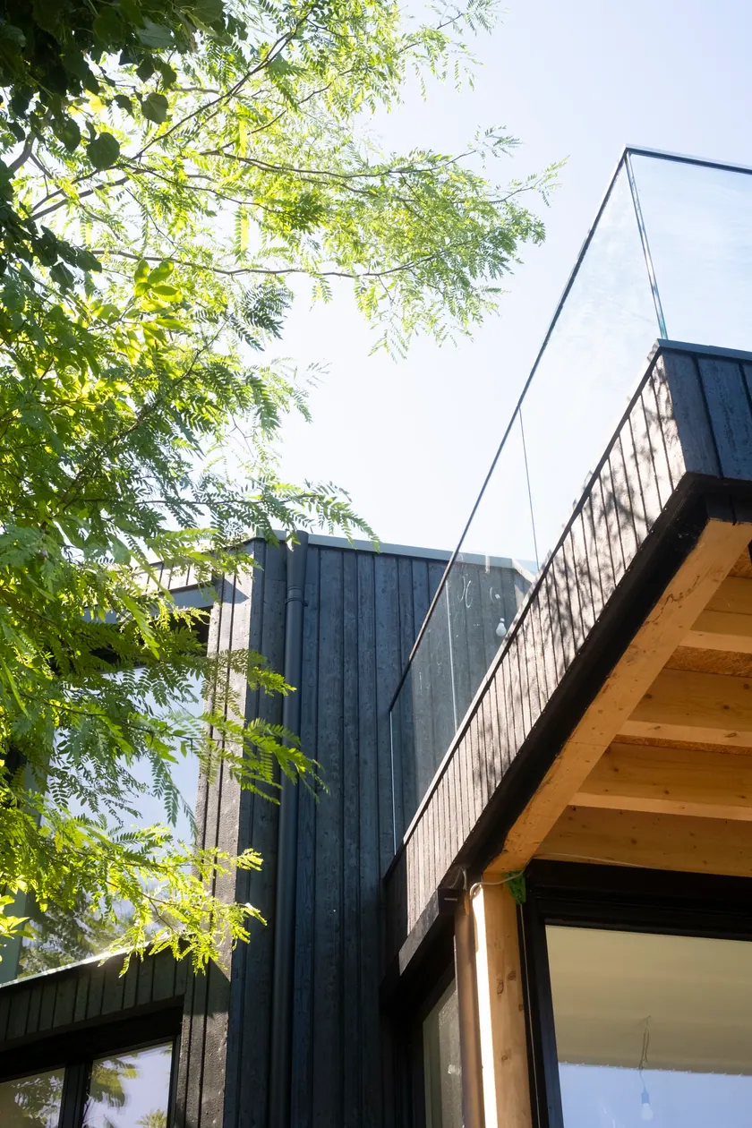 Fassade in Yakisugi – Detailansicht 15