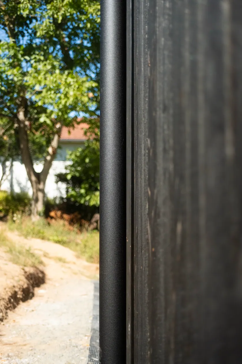 Fassade in Yakisugi – Detailansicht 10