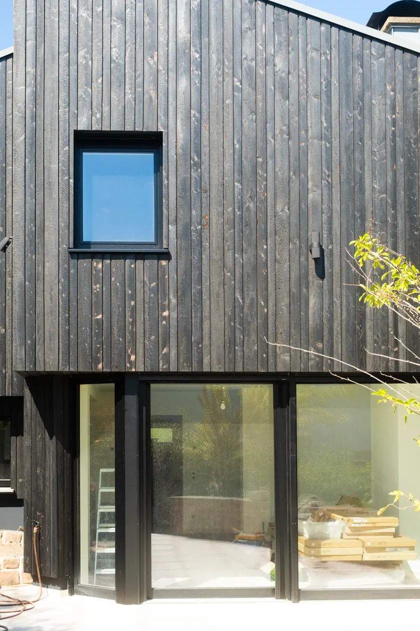 Fassade in Yakisugi – Detailansicht 12